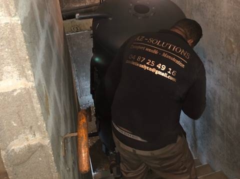 manutention par escalier de materiel lourd cumulus