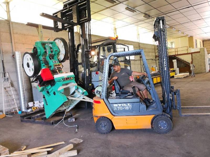 AZ Solutions, votre expert manutention et transport à Vaulx-en-Velin