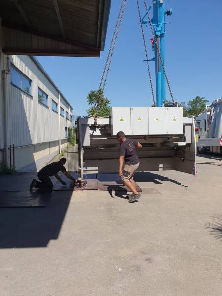 transfert industriel manutention lourde materiel industriel